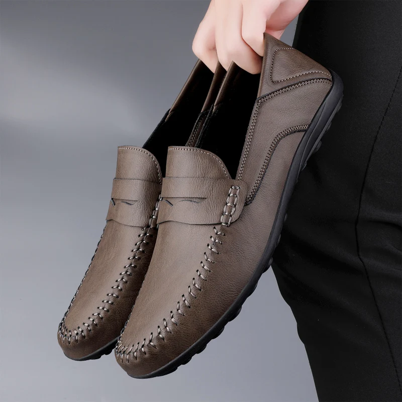 

Lightweight men's leather shoes Comfortable flat bottomed style Outdoor leisure street Daily business and work Adult office
