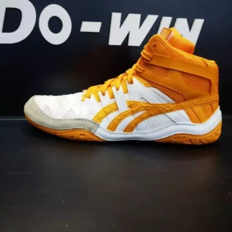 

Hot 2025 Summer Unisex Professional Breathable Wrestling Boots Boxing Shoes Wear-resistant Fighting Shoes Designer Sneakers