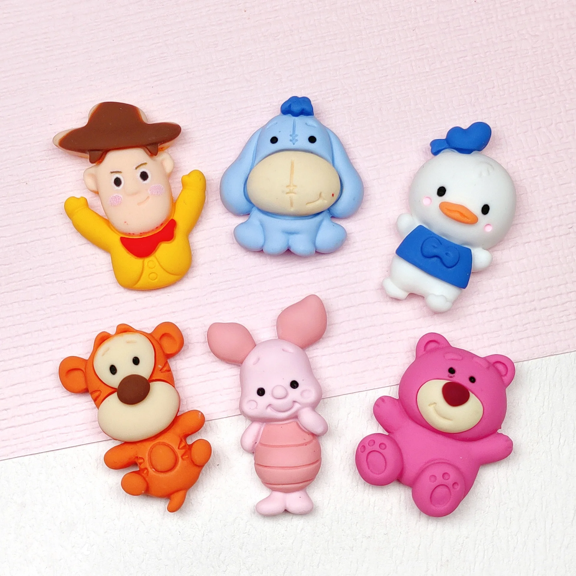 10 Pcs New Mini Kawaii Cartoon  Animal Little Bear Little Tiger Toy Resin Scrapbook Diy Jewelry hair clips Ornament Accessories