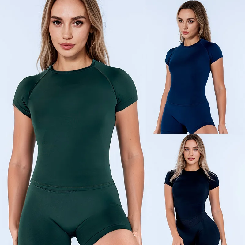 Conjunto de Yoga Feminino Slim Fit com Manga Curta, Camiseta Esportiva Respirável e Shorts de Cintura Alta para Corrida e Treino