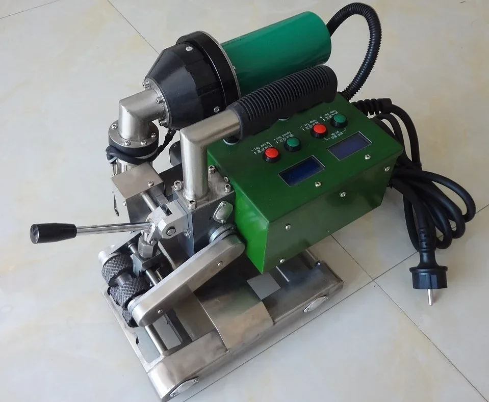 hot air welding geomembrane machine
