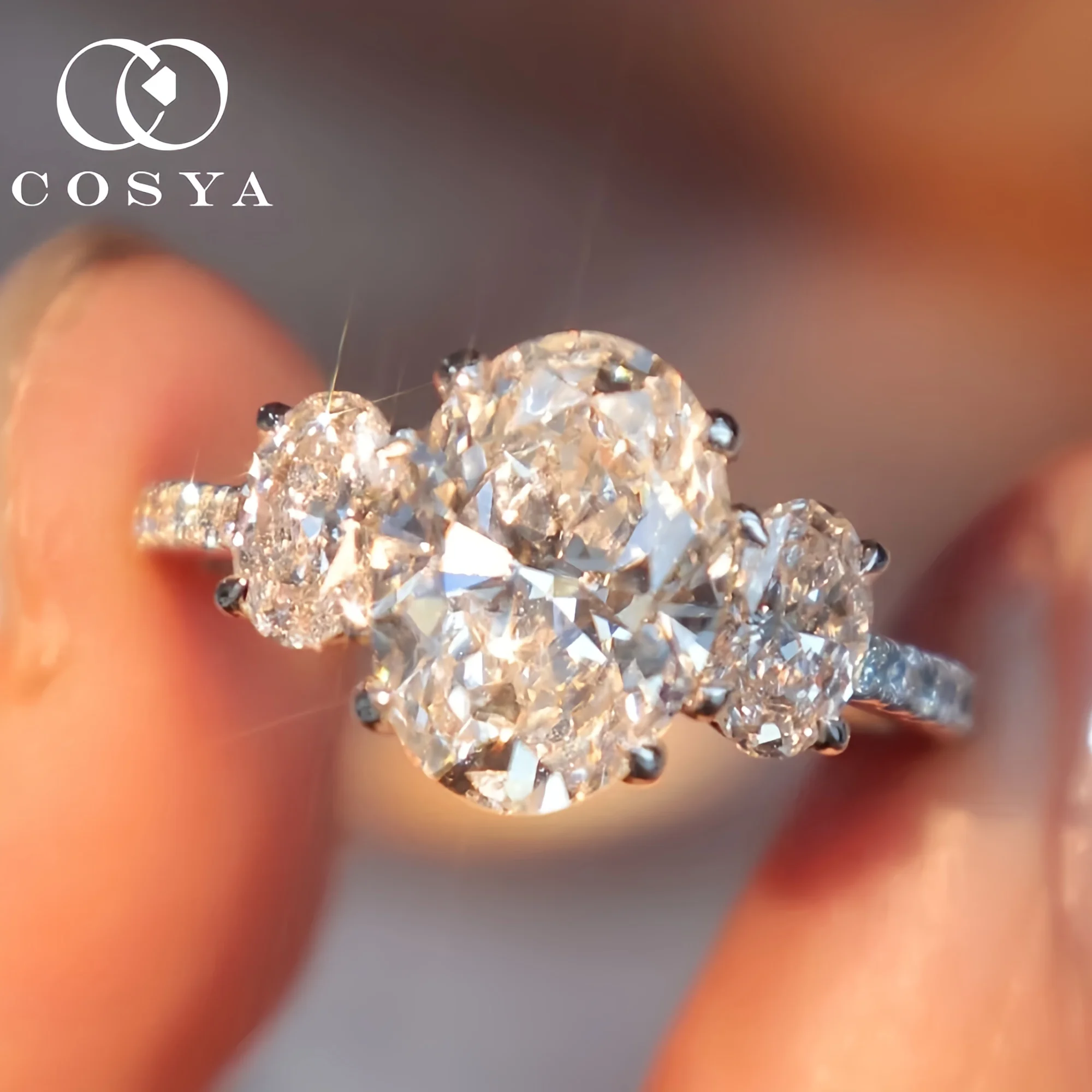

COSYA 4CT 8*11mm Oval Cut Moissanite 3-stone Ring For Woman 100% S925 Silver Sparkling Lab Diamond Wedding Band Fine Jewelry