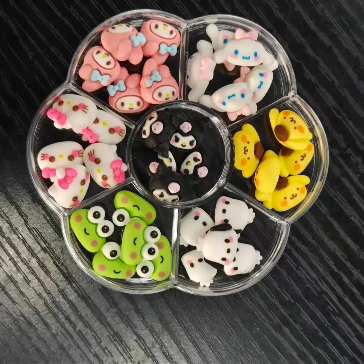 

Cute Kawaii Cartoon Resin Charms, Sanrio Characters Nail Art Decorations, DIY Jewelry Craft Accessories for Manicure