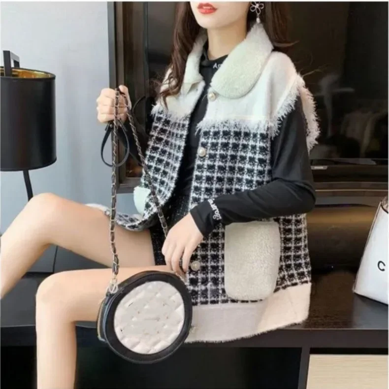 2024 Autumn New Thickened Small Grid Lmitation Lamb Hair Color Blocked Vest for Women