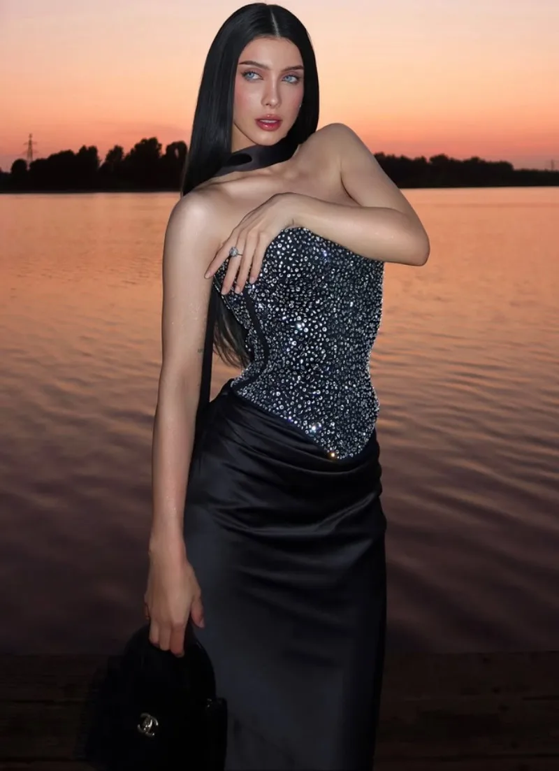 

Elegant Diamond-studded dress sets Three Pieces Summer Dresses Women Sexy Strappy Crop Tops Women Satin Skirts Party Dress