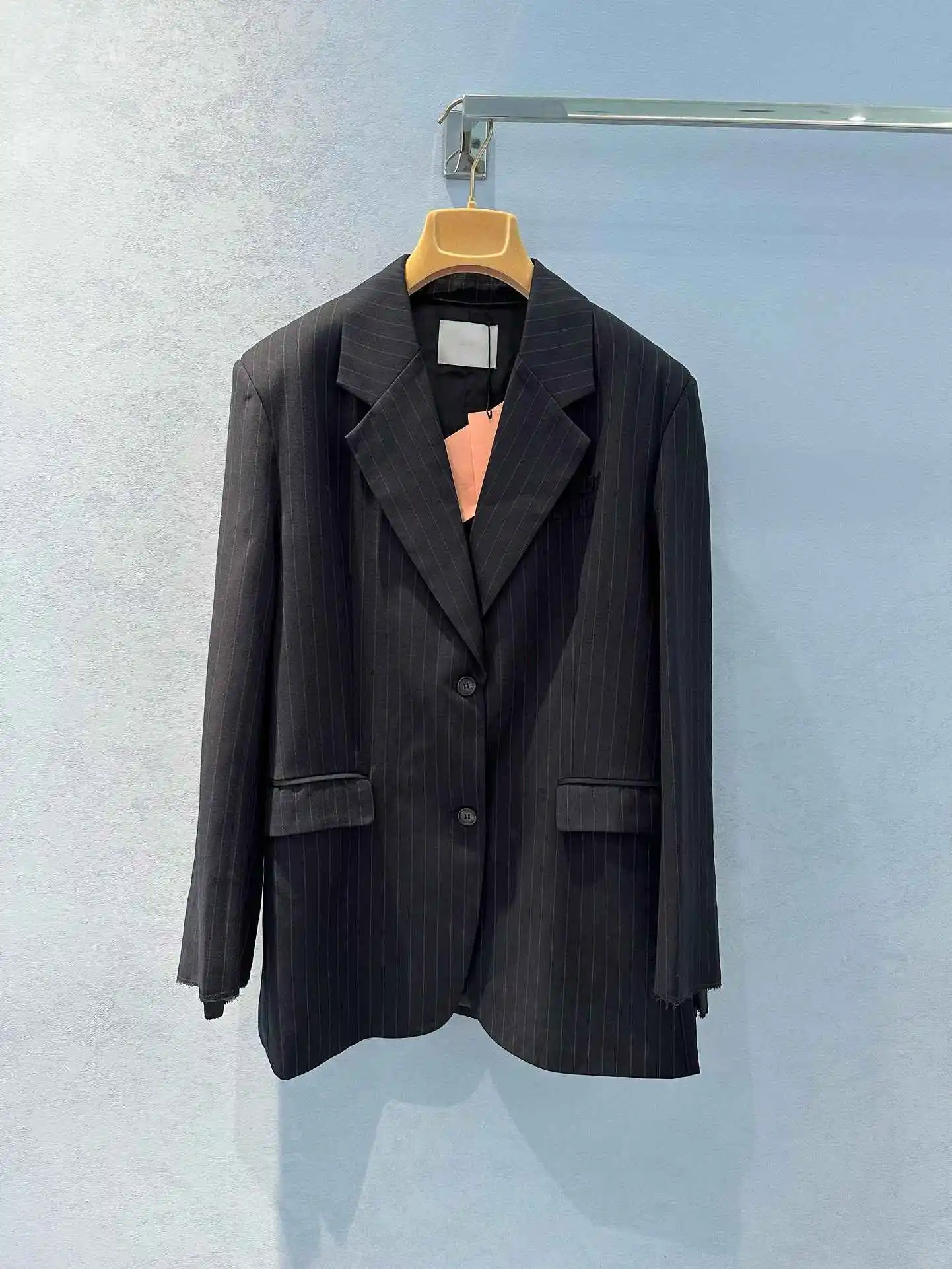 New Classic Vertical Striped Wool Women's Suit Jacket And Pleated Skirt For Early Autumn 2024