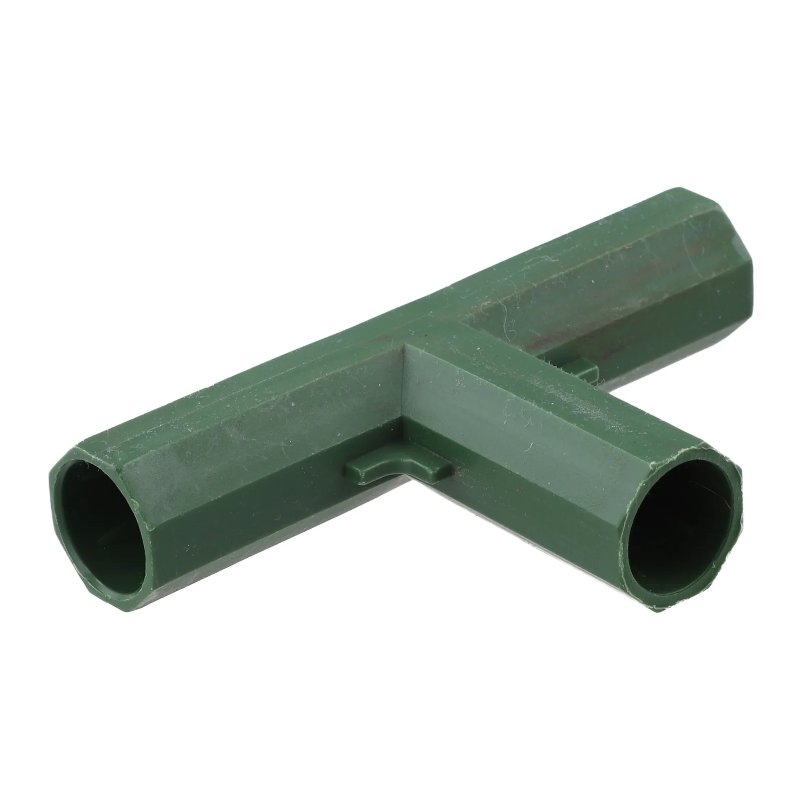 

Комплект фитингов для теплиц из ПВХ: надежная опора, простая установка, повышенная прочность