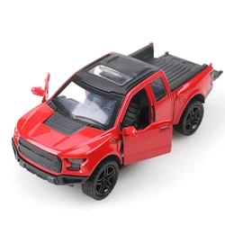 1: 36 alloy car model, off-road car, door opening,  boy's cake decoration Alloy cars that can be driven