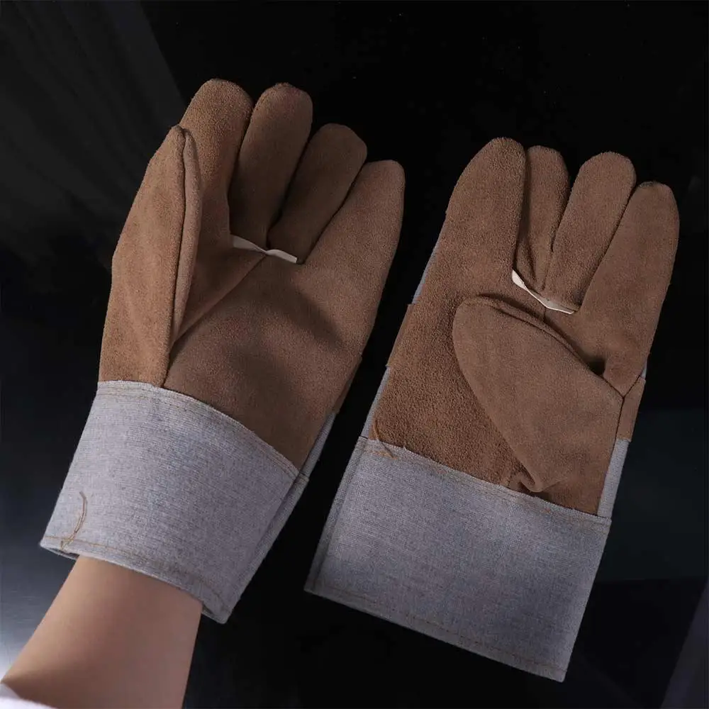 

1 пара износостойких кожаных рабочих перчаток, утолщенные защитные перчатки из воловьей кожи для сварки, устойчивые к проколам