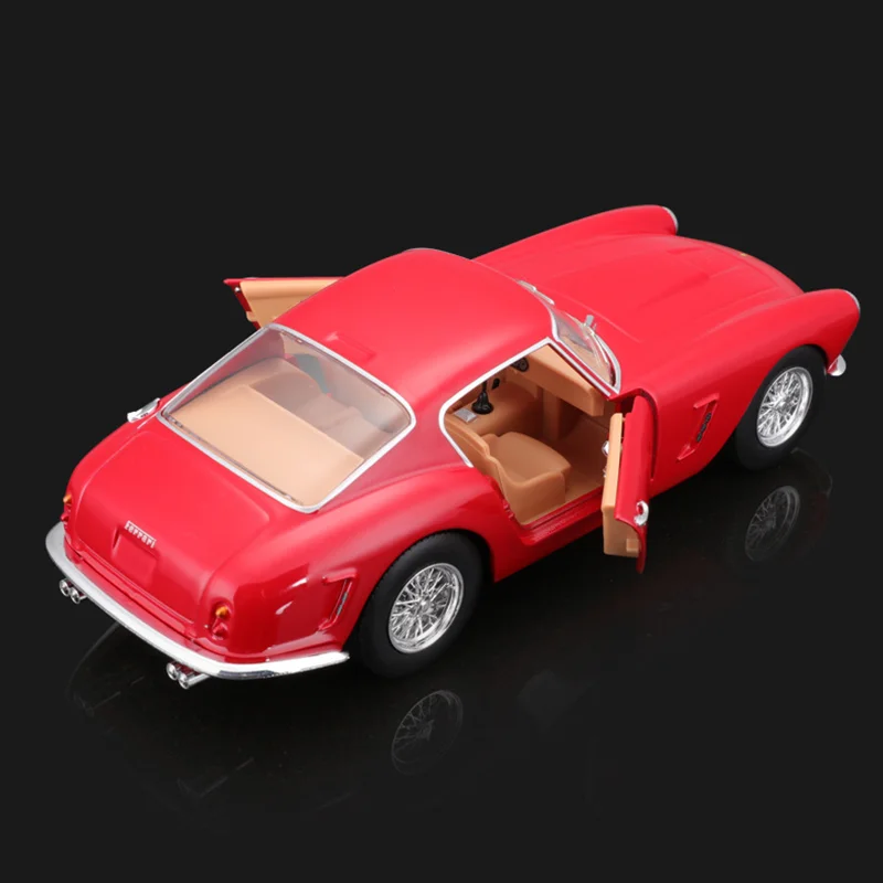 In Stock Bburago 1:24 Ferrari 250 Gt Berlinetta Passo Corto Alloy Miniature Diecast Model Ferrari Sports Car Model Toy Kids Gift