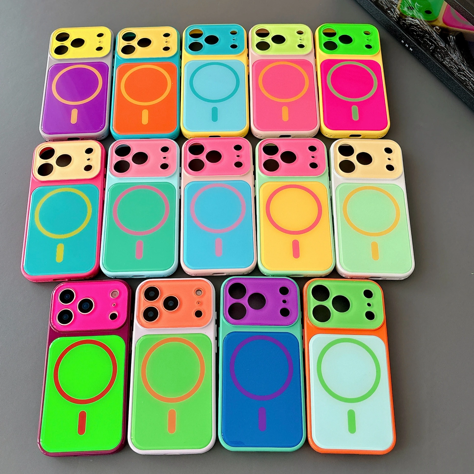 14 Colors Magnetic Case For iPhone 18 17 16 15 14 Pro Max For MagSafe Colorful Crystal Glitter Back Soft Bumper Cover Shockproof