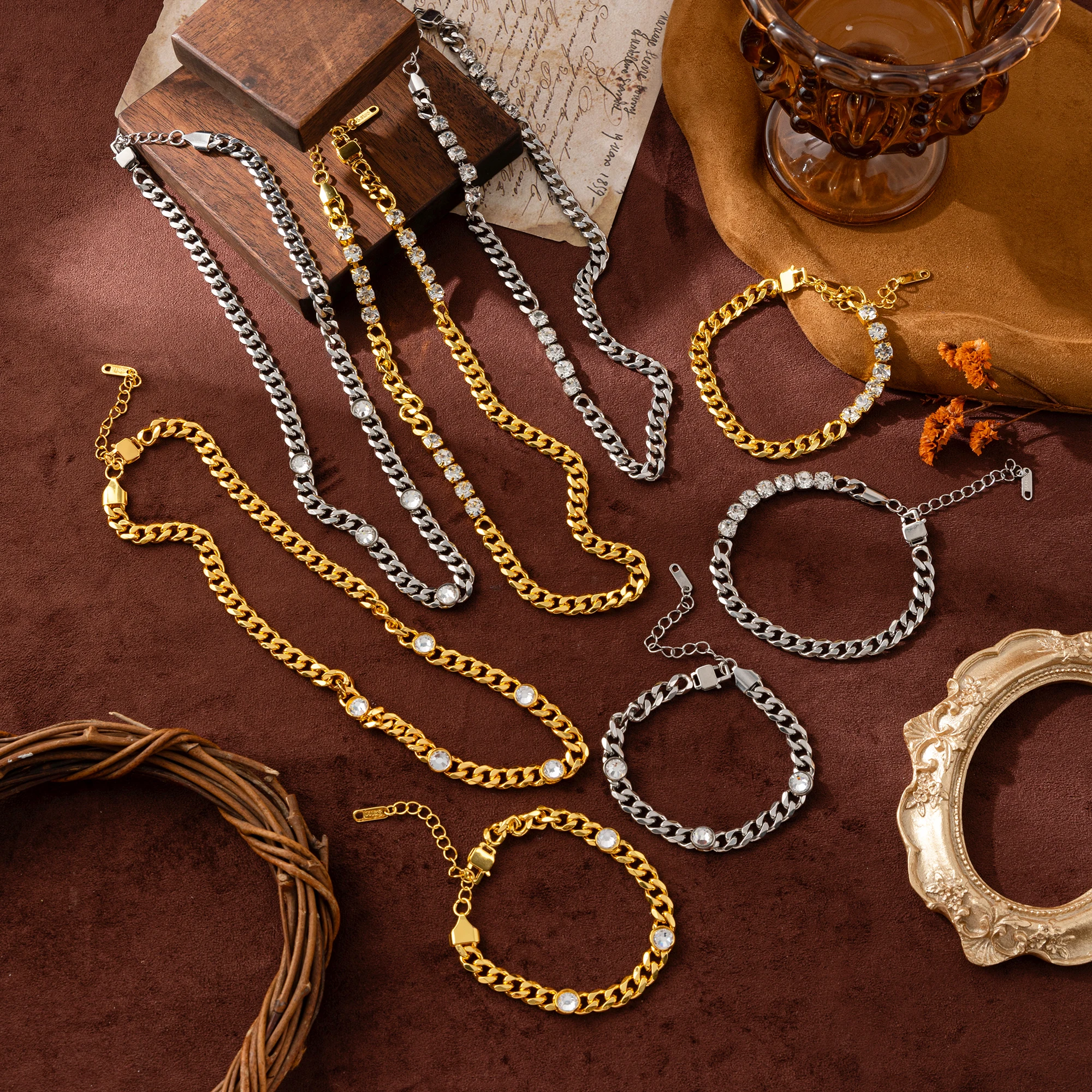 

Stainless steel Cuban chain bracelet and necklace set, 18K gold-plated rhinestones, hip-hop streetwear jewelry
