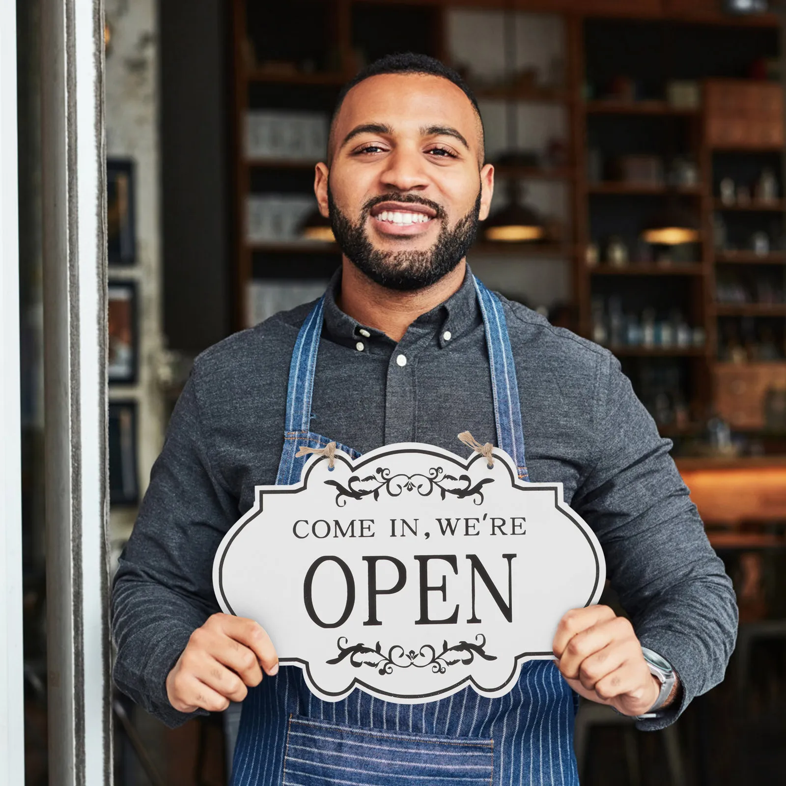 

Double-Sided Wooden Doorplate Durable Retro Open Closed Sign Decorative Shop Hanging Store Door Sign Shop Supplies