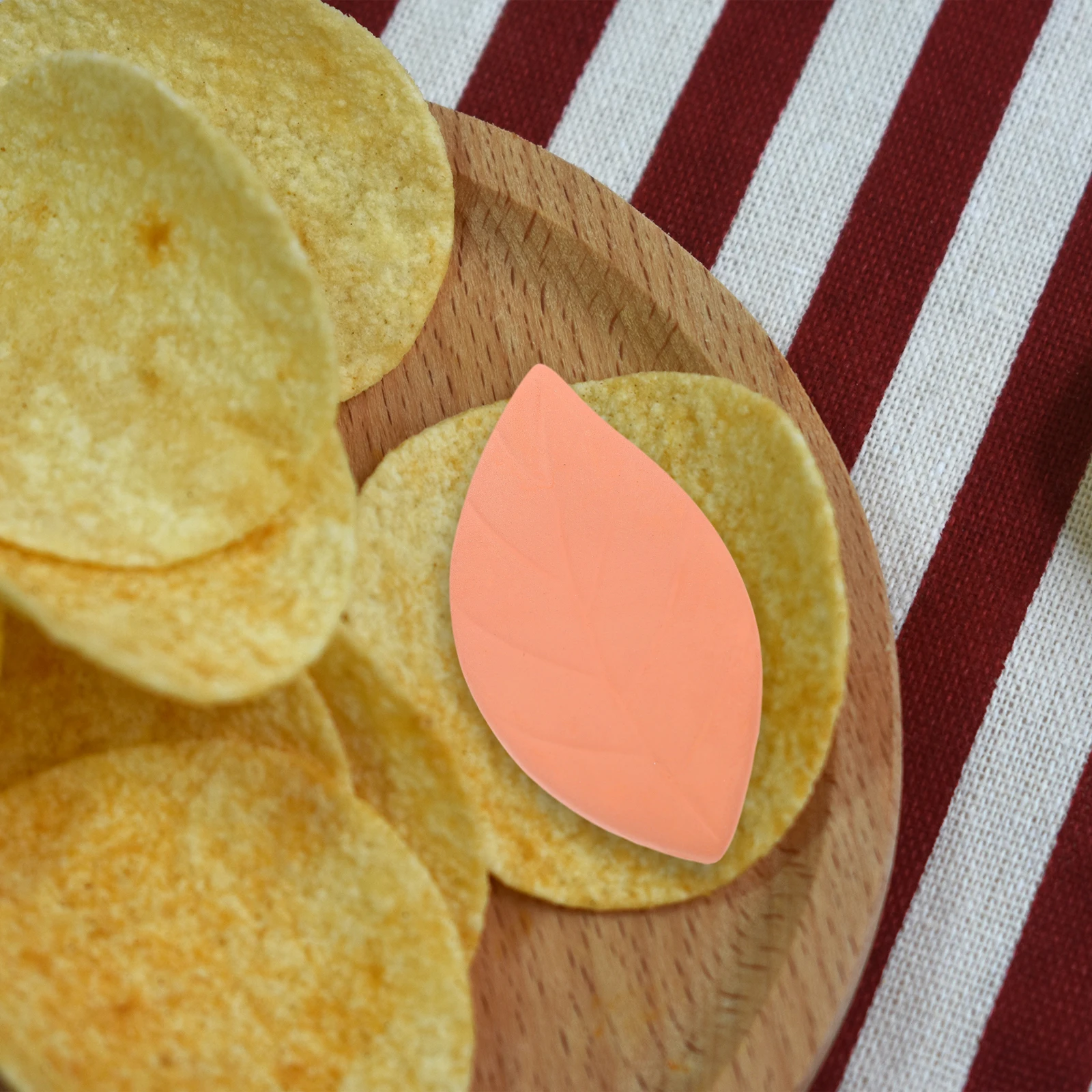 

1pcs Terracotta Brown Sugar Keeper Moisture Retention Disc Reusable For Cookies Chips Salt Spices Baking Accessories