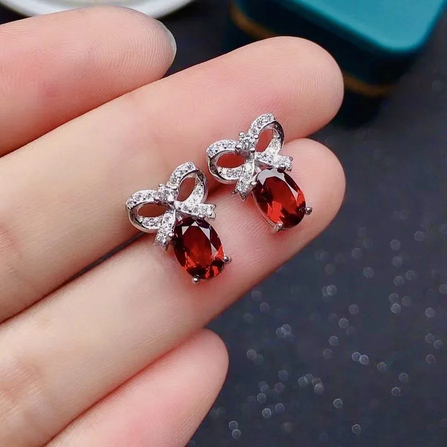 

Модные серебряные серьги-гвоздики с гранатом для школьниц, 5 мм * 7 мм, класс VVS, серебряные серьги с натуральным гранатом, ювелирные изделия с гранатом 925 пробы