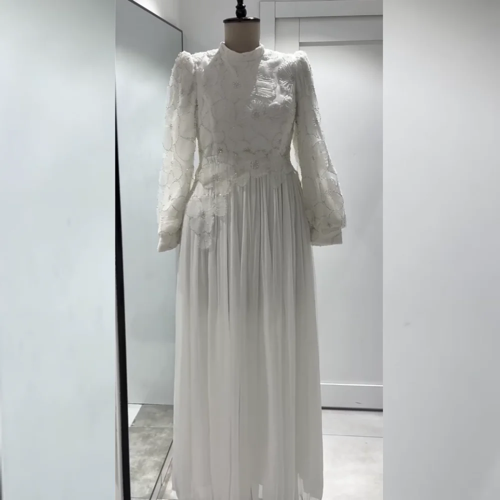 

Customized Elegant Chiffon Pleat Flower A-line High Collar Long Dresses Bespoke Occasion High Quality Sizes Available