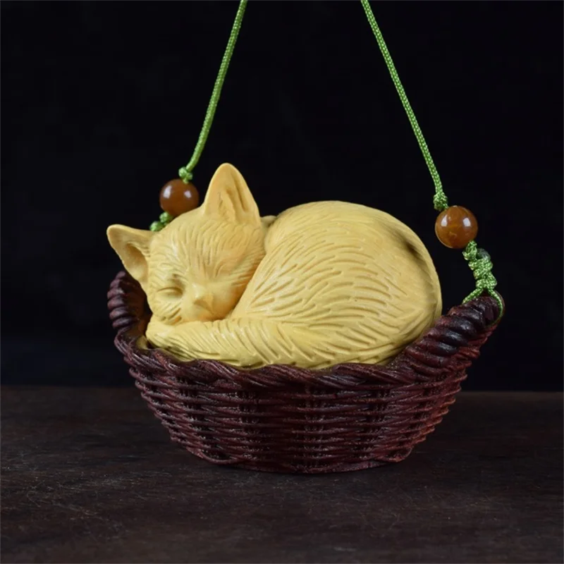 

2-дюймовый самшит ручной работы Нецке - спальный кот в корзине