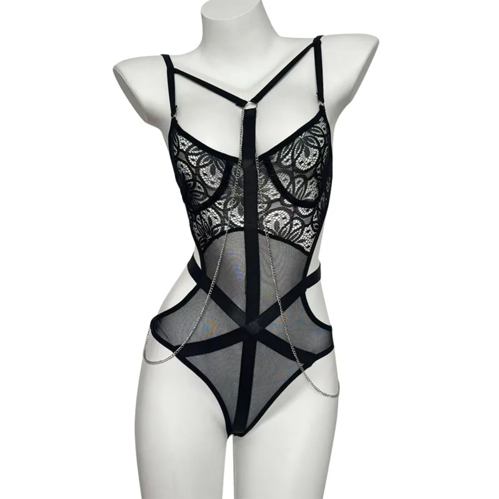 透け感のあるセクシーなランジェリー、クロッチが魅惑的なユニフォーム、純粋な欲望を表現したチャーミングなボディスーツ、より成熟した女性のためのエロティックなボディスーツ