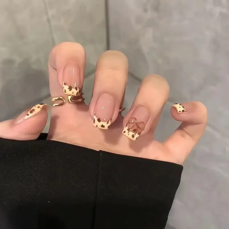 Handmade Press on Nails Sweet and Cool Hot Girl Autumn ins Nude Leopard Print French Full Cover False Nail Wearable Nail Tips