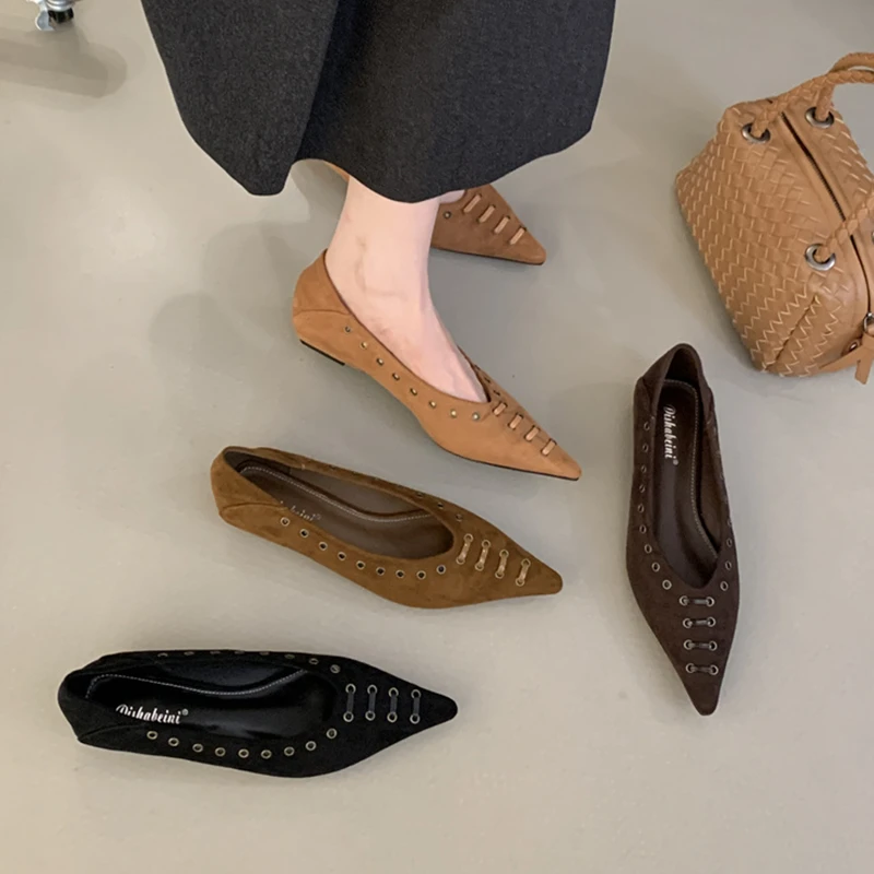 

SUOJIALUN 2026 Spring New Brand Women Flat Shoes Fashion Rivet Pointed Toe Shallow Slip On Boat Shoes Soft Low Heel Single Shoes