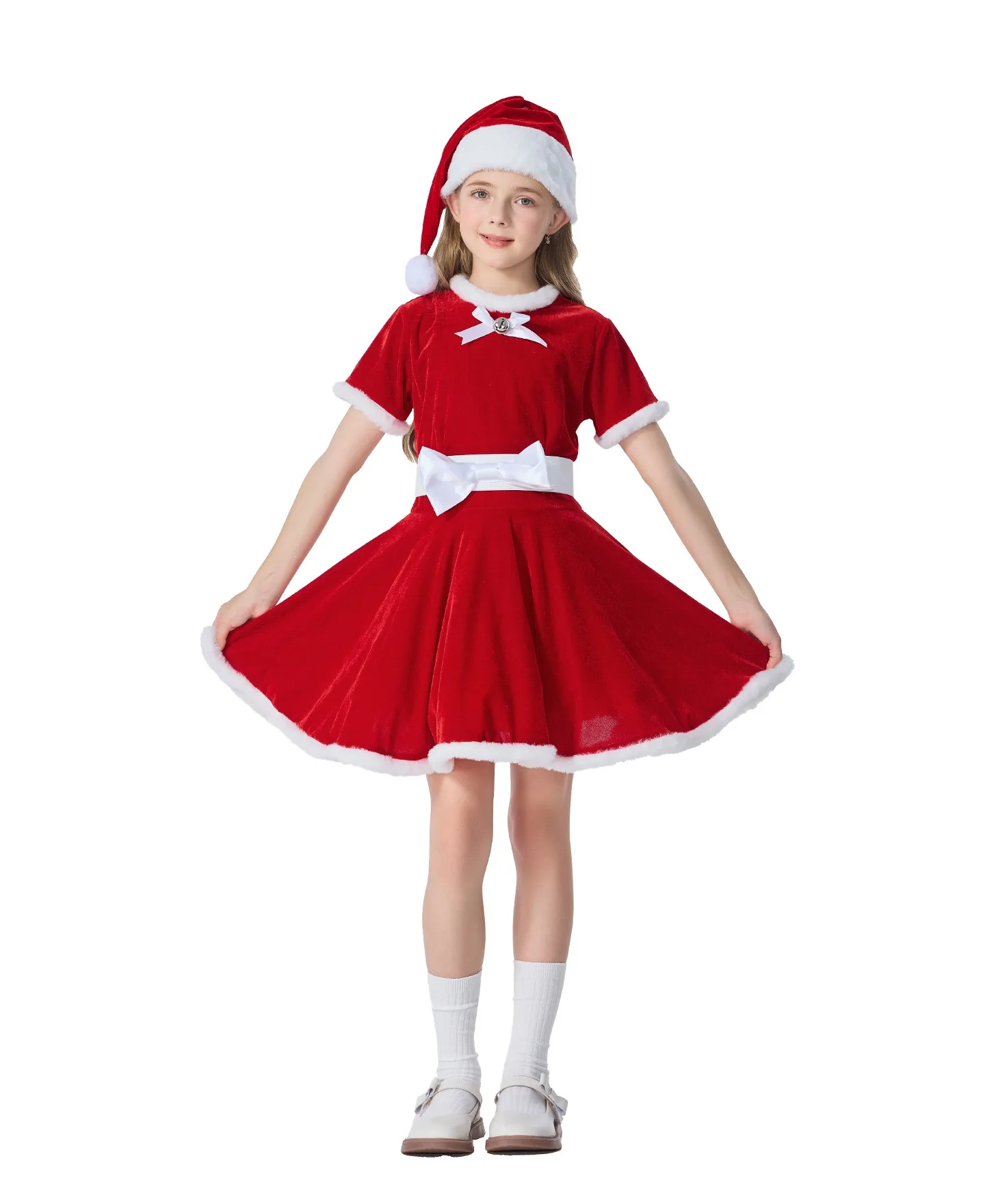 Niedliches Weihnachtskleid-Set für kleine Kinder, bestehend aus einem weiß gefütterten Rock mit flauschigem, weißem Rand, einer weißen Schleife und einer passenden Weihnachtsmütze. – Detail 10