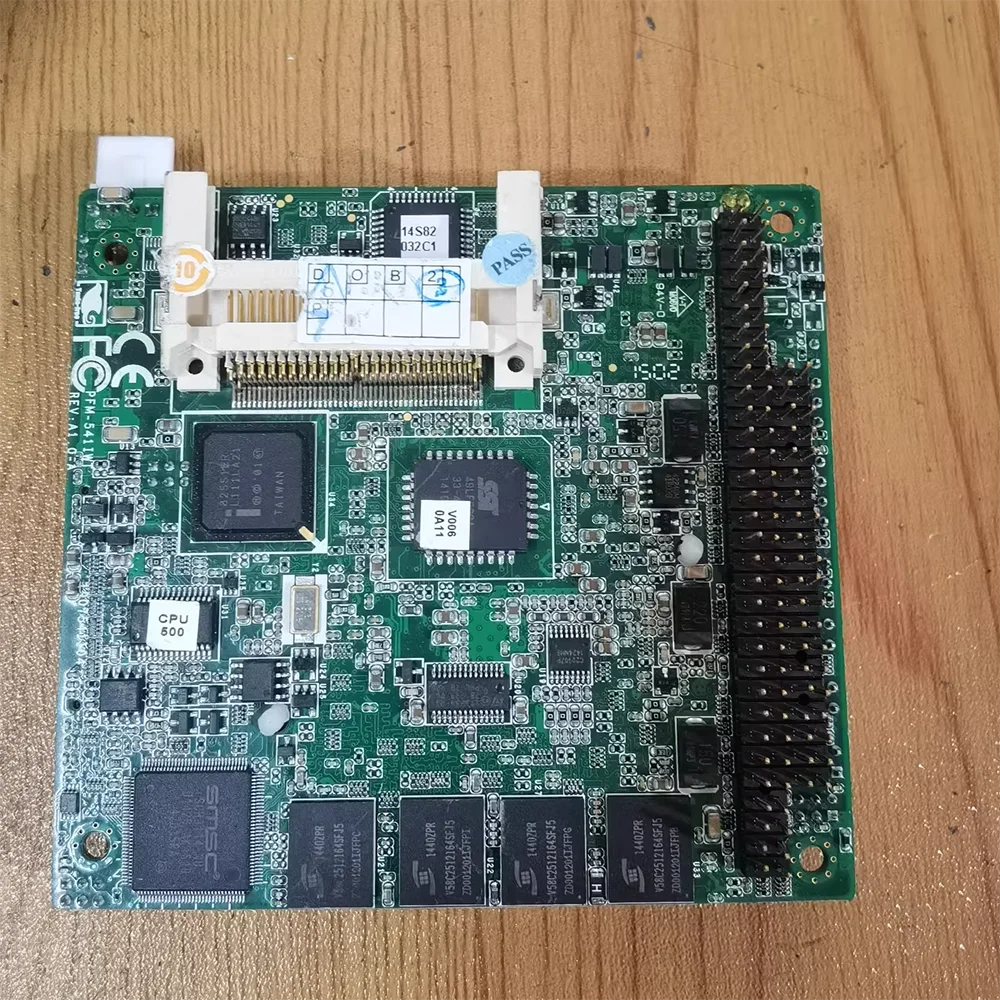 

PC104 PFM-541 PFM-541IWT A1.0-A Industrial Embedded Industrial Control Computer Motherboard
