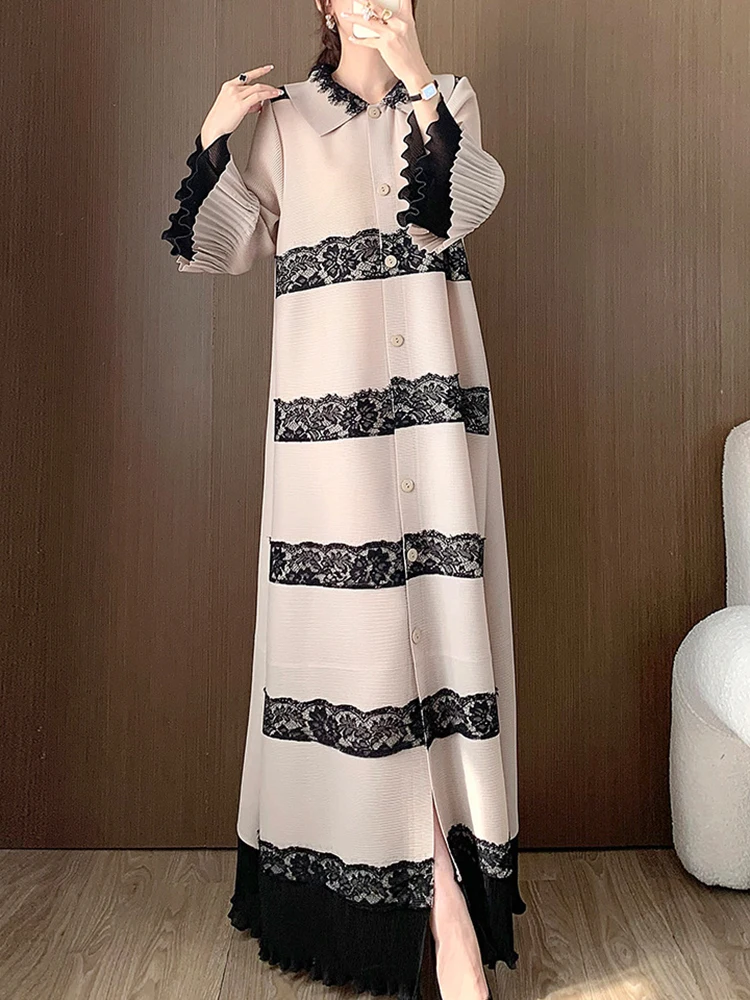 GVUW Pleated Lace Dresses Women Lapel Full Flare Sleeve Single Breasted Vintage Style New 2024 Elegant Lady Long Dress 17G7286