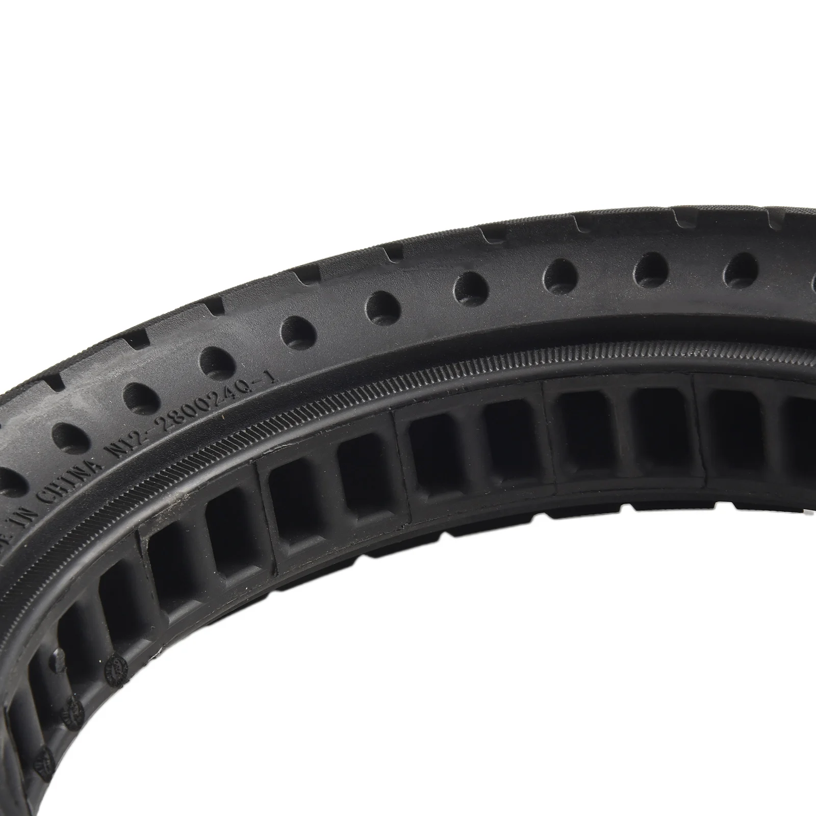 

Anti Puncture Electric Vehicle Tires Black Dense Pattern Electric Vehicle Rubber Dense Pattern Package Content