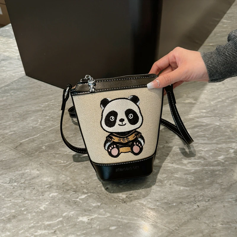 Beibaobao-Bolsa Crossbody versátil de ombro único para mulheres, textura dos desenhos animados, saco de balde, saco de balde, retro, na moda, novo, 2024