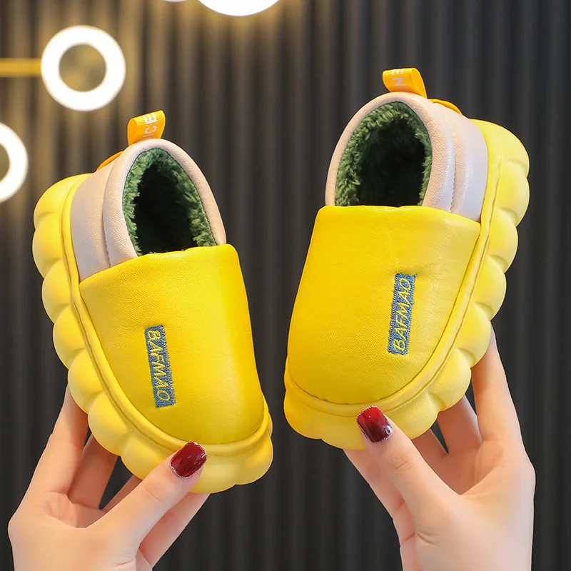 2026 Children Cotton Shoes Britain Style Kids Classic Slippers Solid Color Sewing Plush Warm Winter Boys Girls Fashion Slippers