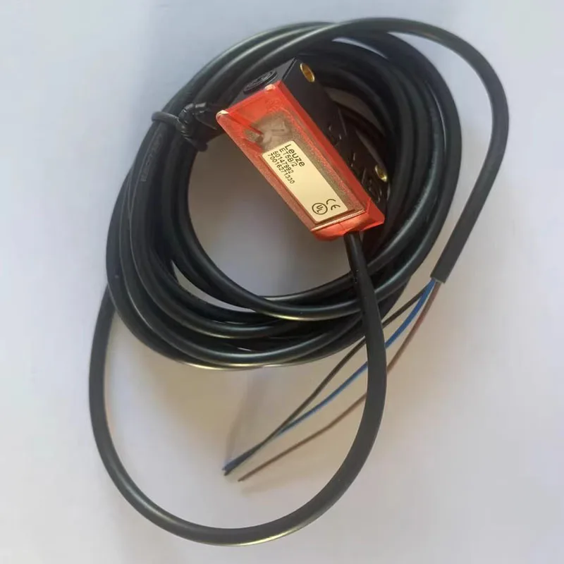 ET5B/2 Brand New Original Leuze 50147992 Photoelectric Sensor Suitable for Industrial Automation Control Systems