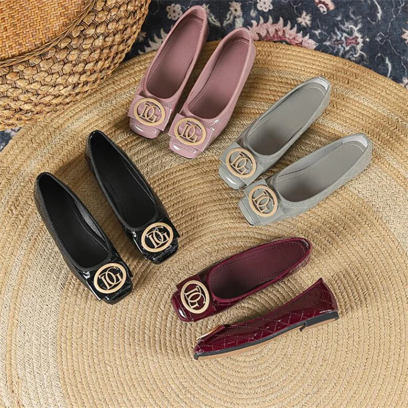 Women Flat Shoes Ballet Shoes Slip On Loafers Moccasins Brand Leather Flats Metal Decoration Ballerina Zapatos Mujer Size 35-43