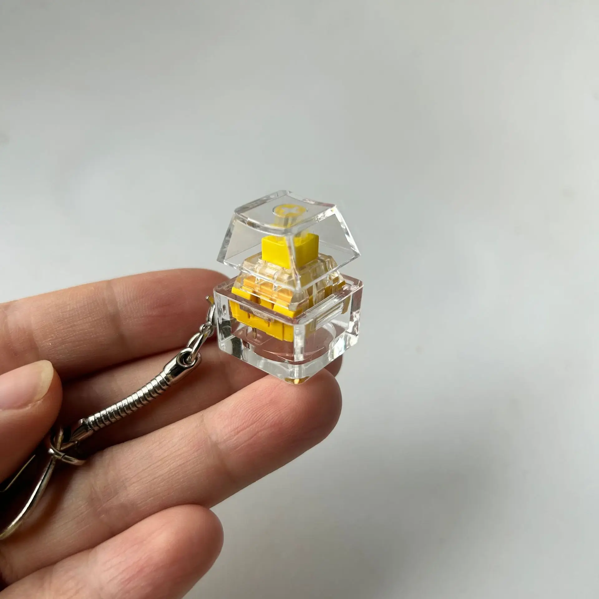 透明ミニキーボードキーホルダーメカニカルキーボードタッピングフィジェットおもちゃ楽しいメカニカルスイッチキーキャップ指先ガジェット