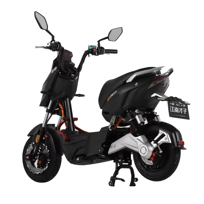 2025 نمط جديد البيع المباشر جديد الكبار دراجة نارية كهربائية 1200 واط سكوتر كهربائي 2022 الدراجة الكهربائية مع دواسة