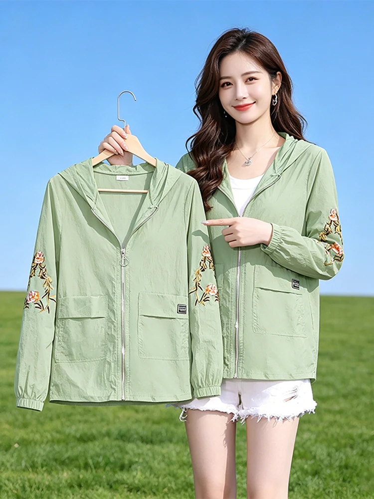 

Women's Summer 2026 New Lightweight Breathable Embroidered Sun Protection Loose Slimming Outdoor Hooded Sun Protection Clothes