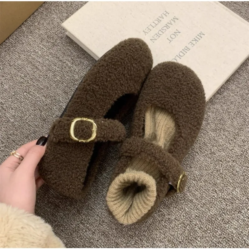 حذاء باليه نسائي مسطح من الصوف بمقدمة مستديرة حذاء بدون كعب من القطيفة الدافئ بتصميم علامة تجارية للسيدات حذاء ماري جين منفوش باللون الأحمر والرمادي #2