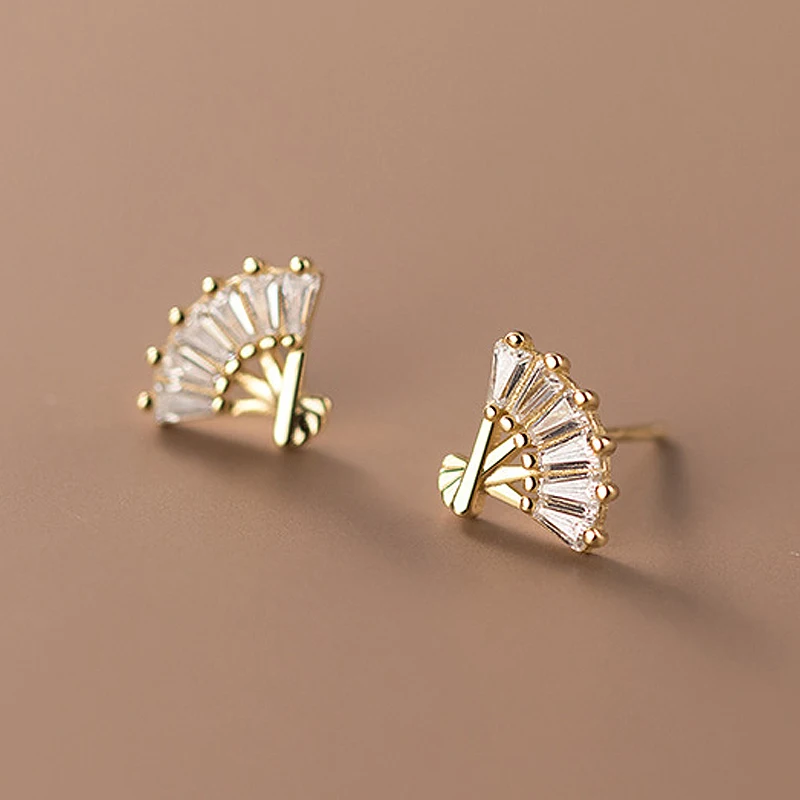 Cute Mini 925 Sterling Silver Zircon Scallop Women's Stud Earrings Romantic Delicate Geometric Piercing Party Jewelry