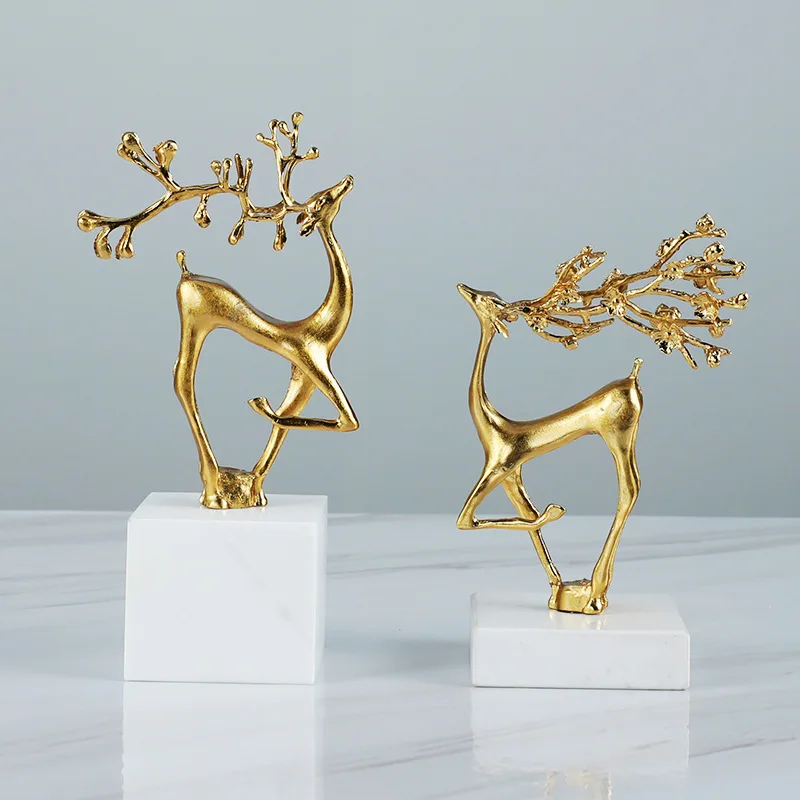 

European Metal Moose Ornament with Marble Base Gold Animal Sculpture Decorative Piece for Living Room TV Cabinet or Bar Cabinet