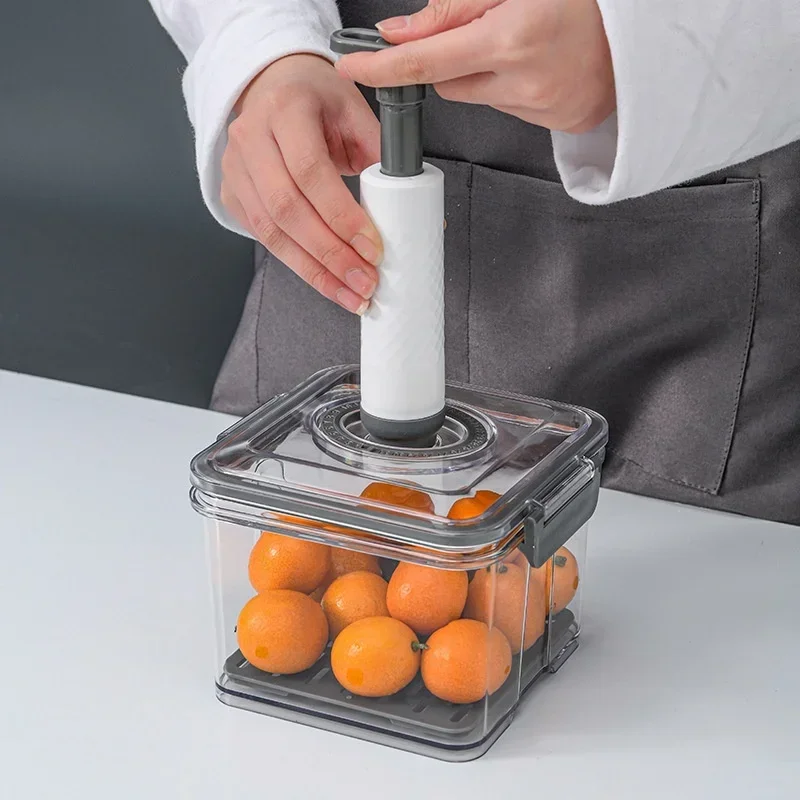 1.5/2.5/7.5L Plastic Vacuum Storage Box Comes with A Manual Pump Sealed for Freshness and A Storage Container with Storage Time