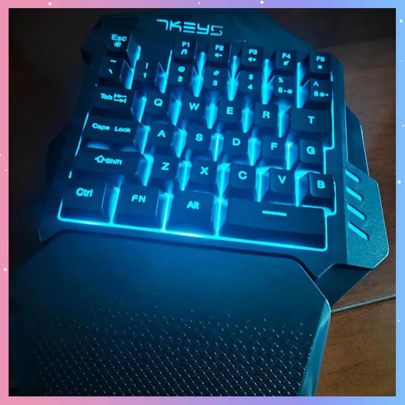 

G60 Gaming Keyboard RGB Backlit One-Handed 2.4G Wireless 35keys Mini E-Sports Keypad For Laptop Desktop PC With Hand Rest Gift