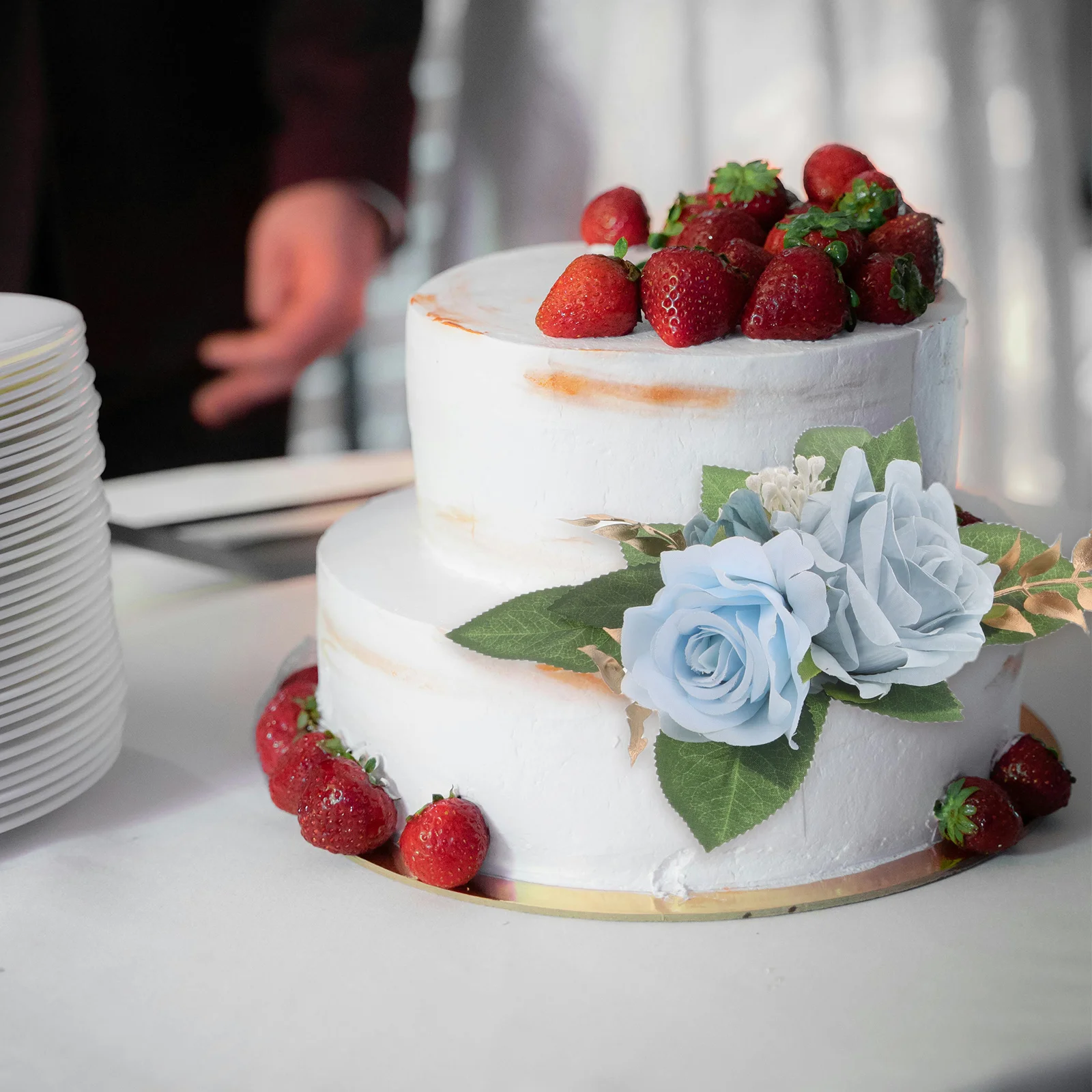 

2Pcs Artificial Floral Arrangements Table Decor Realistic Wedding Cake Flowers Rustic Dessert Party Flower Centerpiece