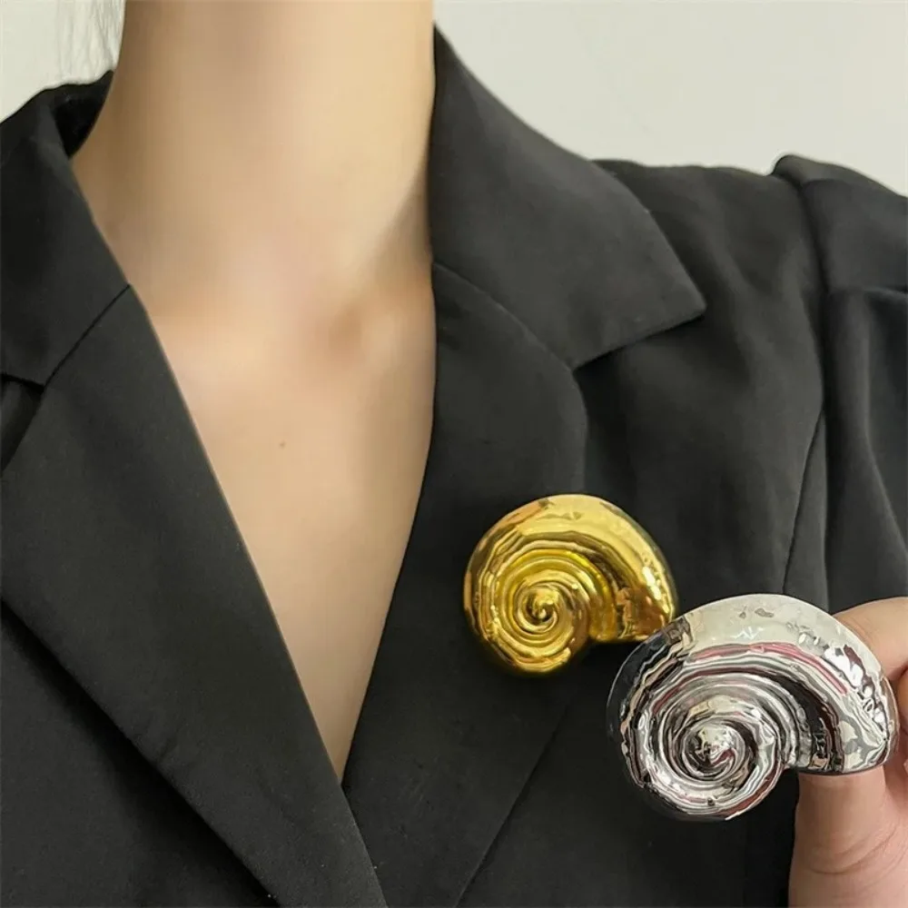 Fashion Gold Silver Korean Style Brooches Korean Shell Design Snail-shell Brooches Couple Pins Women Men