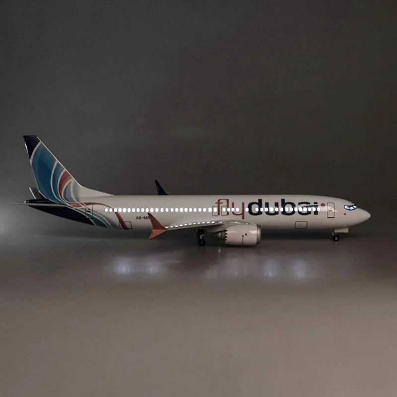 طائرة 737 ديكور منزلي فاخر B737 طائرة 1/85 مقياس 47 سنتيمتر يطير دبي دييكاست الراتنج نموذج طائرة ث الضوء والعجلة Collecti