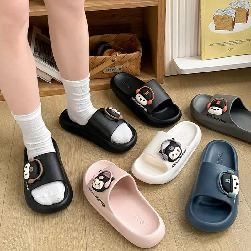 Kawaii Sanrio Mädchen Sommer Neue Indoor Anti Slip Dicken Sohlen Hausschuhe Anime Cartoon Kuromi Paar Coole Hausschuhe Urlaub Geschenk