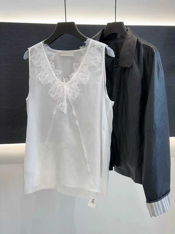 plus Size Lace Splice V-Ne Svel Vest Faionable Loose Slimming Top for Women Who Want to Look Good And Feel Good