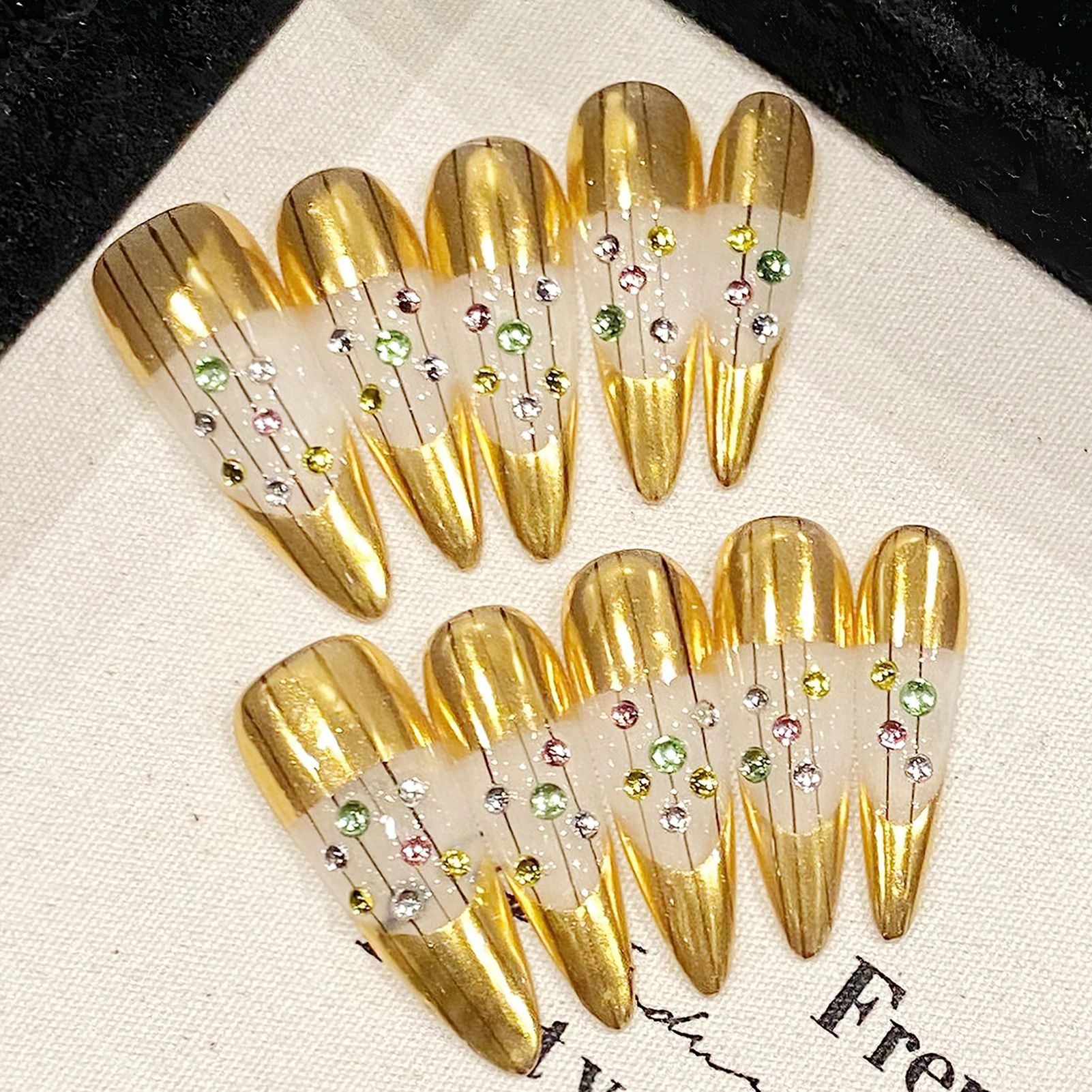 Uñas postizas doradas de Punta francesa, uñas postizas hechas a mano con diamantes de imitación brillantes, decoración, Stiletto largo de almendra, usable, 10 piezas