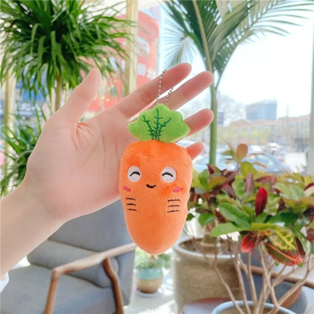 

Girlfriend Gift Backpack Decoration Plush Carrot Keyring Vegetables Carrot Keychain Cartoon Key Holder Carrot Plush Keychain
