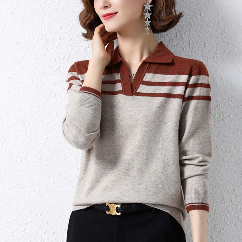 New Autumn Fashion Loose Versatile Polo Polo Polo Collar Panel Contrast Color Temperament Women\'s Knitted Long Sleeve Sweater