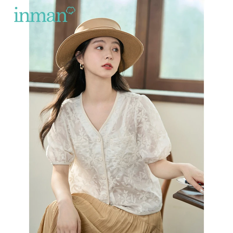 

INMAN Women Blouse 2023 Summer Short Sleeves V Neck Loose Shirts Exquisite Floral Embroidery Elegant Chic Apricot Tops