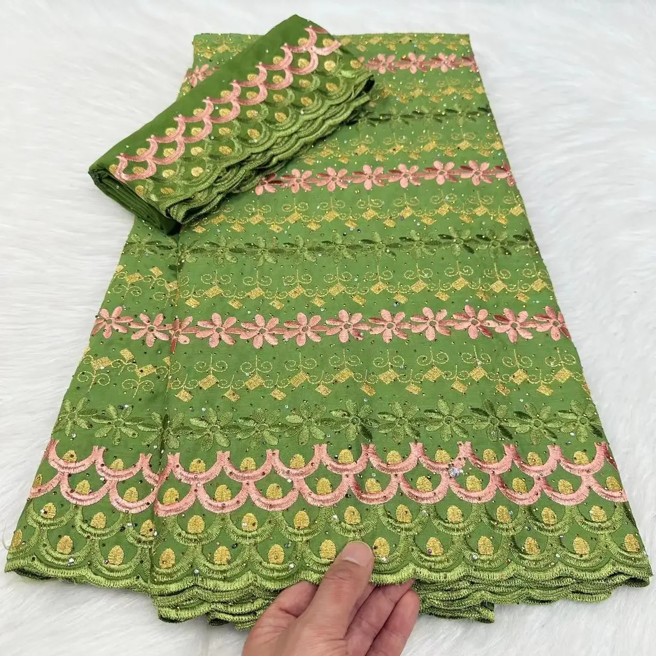 

Green Cotton African Embroidery Fabric Tissue Robe Voile Lace Fabric Switzerland Rhinestones Wedding Dress Material for Women